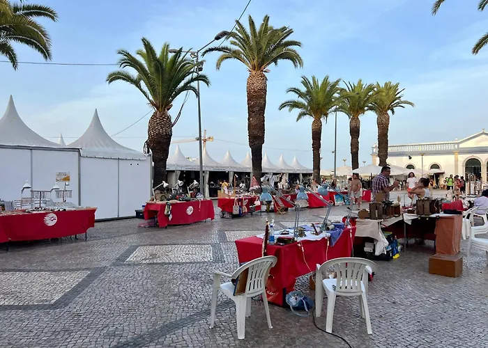 Central Tavira Townhouse Close To Riverside: 2Br