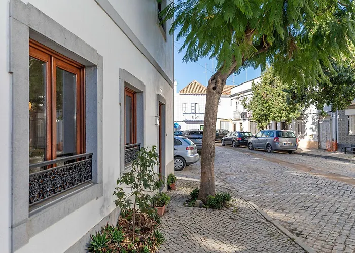 Casa Nautica, Town Center